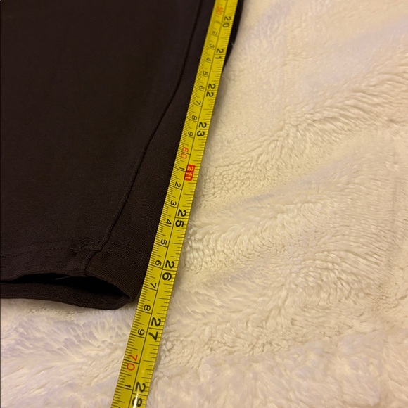 EUC INC Stetchy thick casual pants with gold accent, excellent quality! - Picture 11 of 13